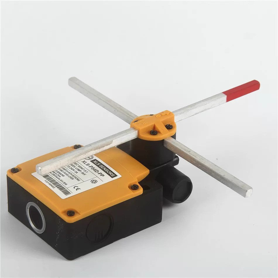 1PCS NEW FOR XLS-P54D-PP Cross-limiting switch